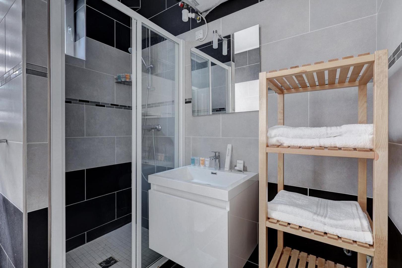 650 Julius - Superb In Appartement